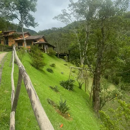 Vale Das Quaresmeiras Pedra Menina Exterior photo